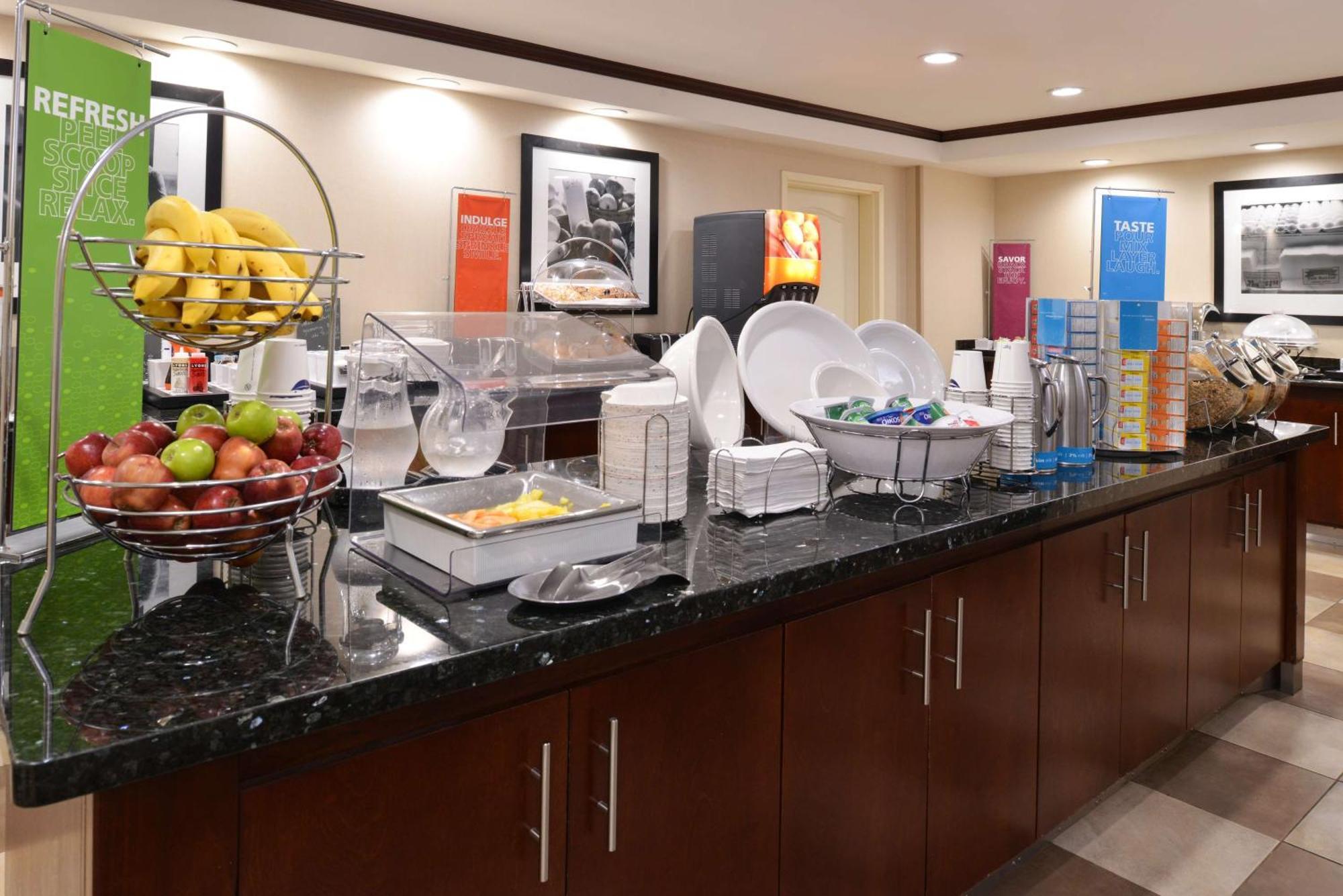 Hampton Inn Alpine Eksteriør bilde